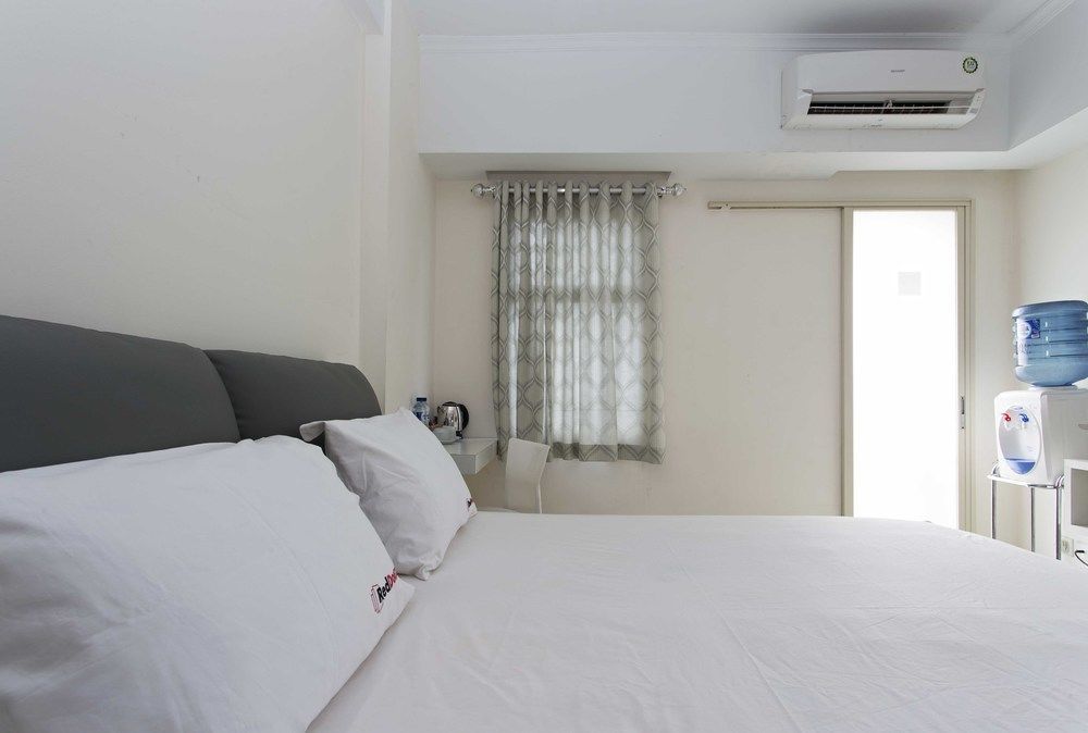 Reddoorz Apartment @ Margonda Residence Depok Exterior foto