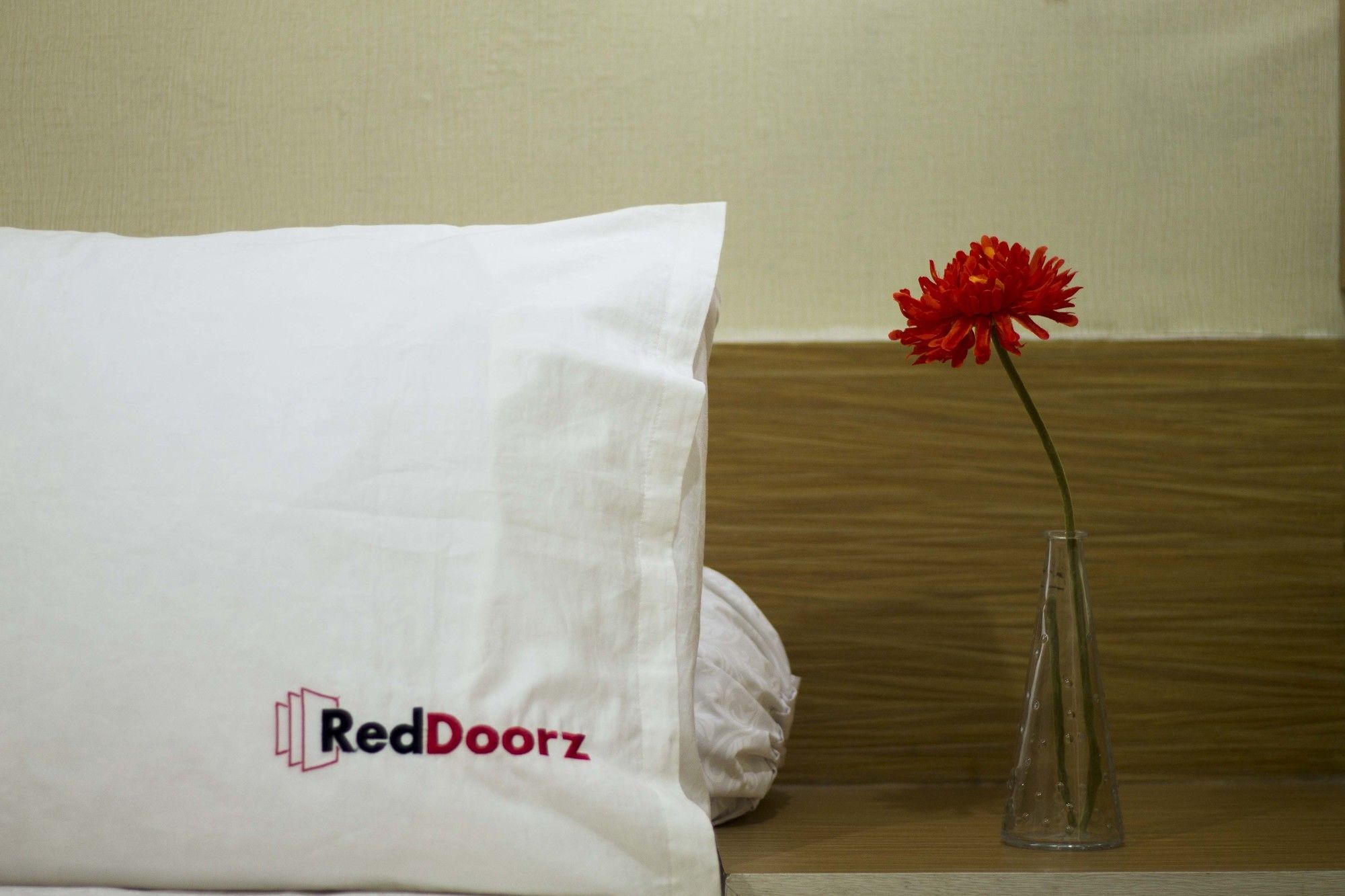 Reddoorz Apartment @ Margonda Residence Depok Exterior foto