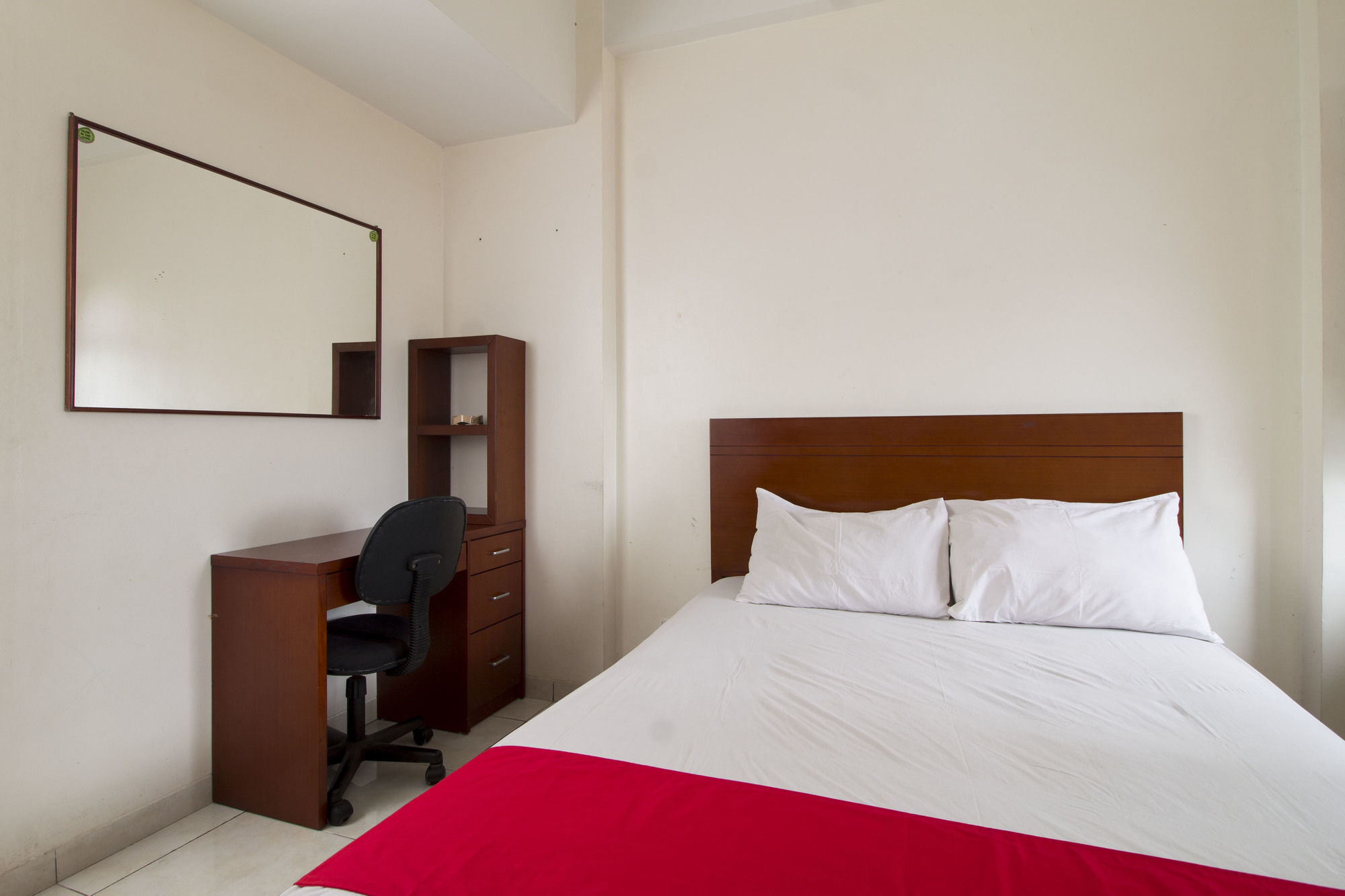 Reddoorz Apartment @ Margonda Residence Depok Exterior foto
