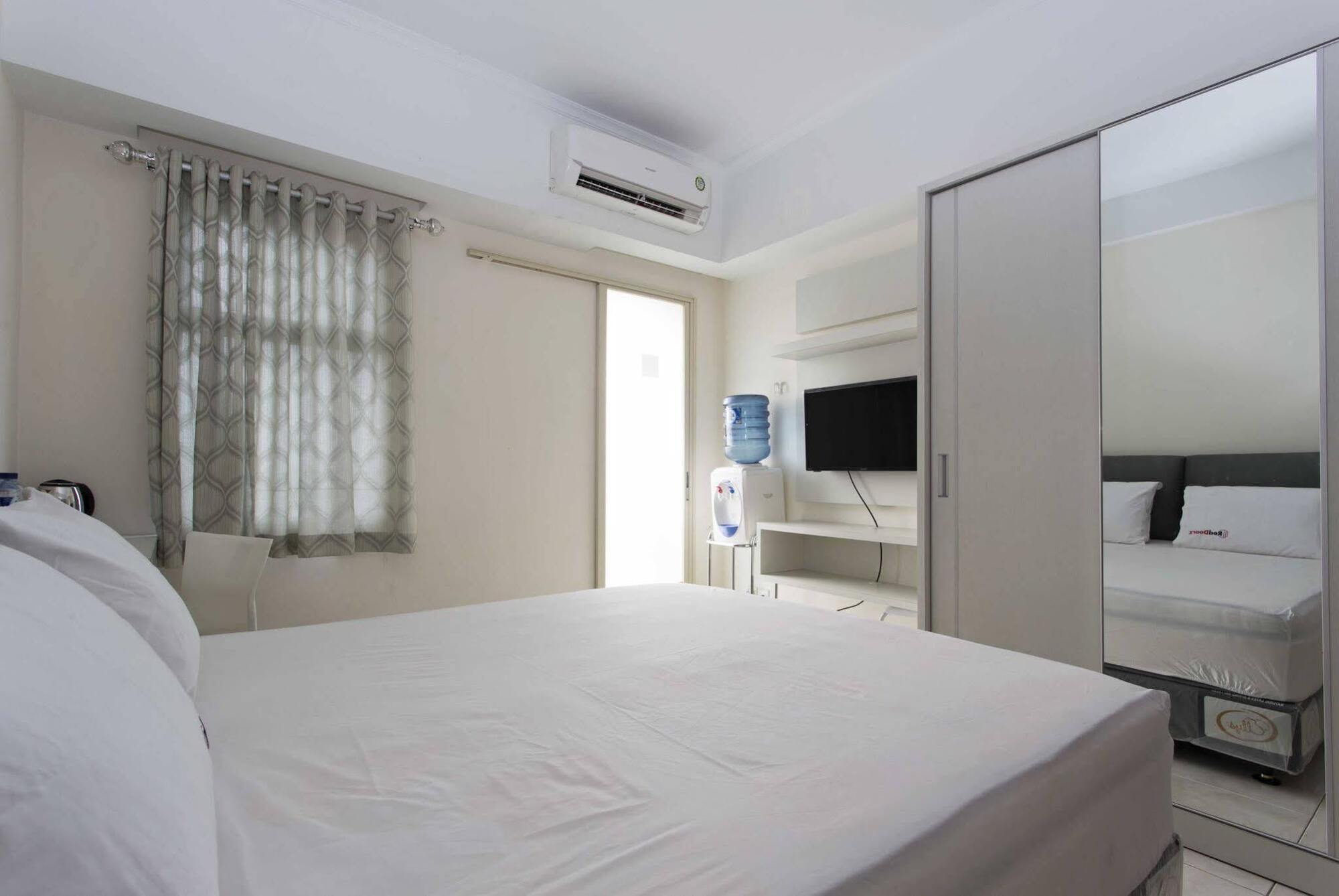 Reddoorz Apartment @ Margonda Residence Depok Exterior foto